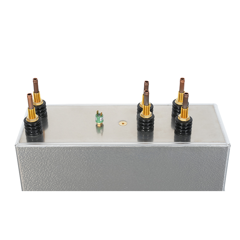 Elektromagnetska analiza geometrije sabirnica u RFM 3300V 7350KVar 1500Hz metalizirani sloj grijaćih kondenzatora